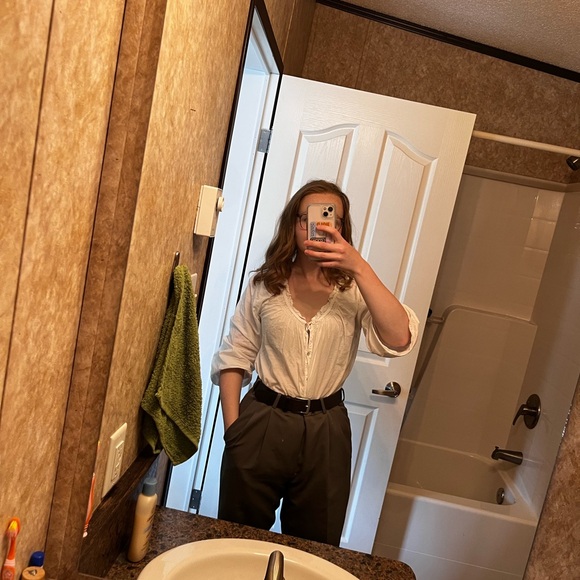 Meet your Posher, Mariah - Picture 9 of 12